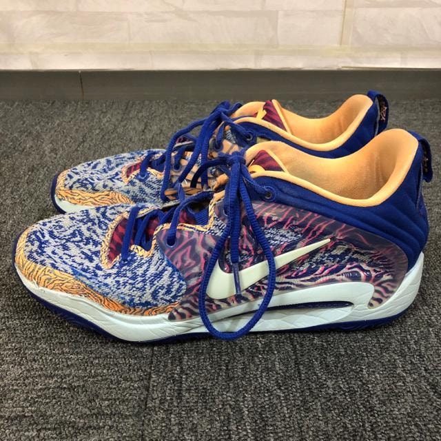  NIKE iCL ubN Xj[J[ DM1054-400