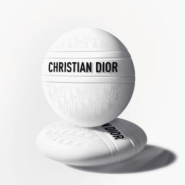VhɐOwɁChristianDior {