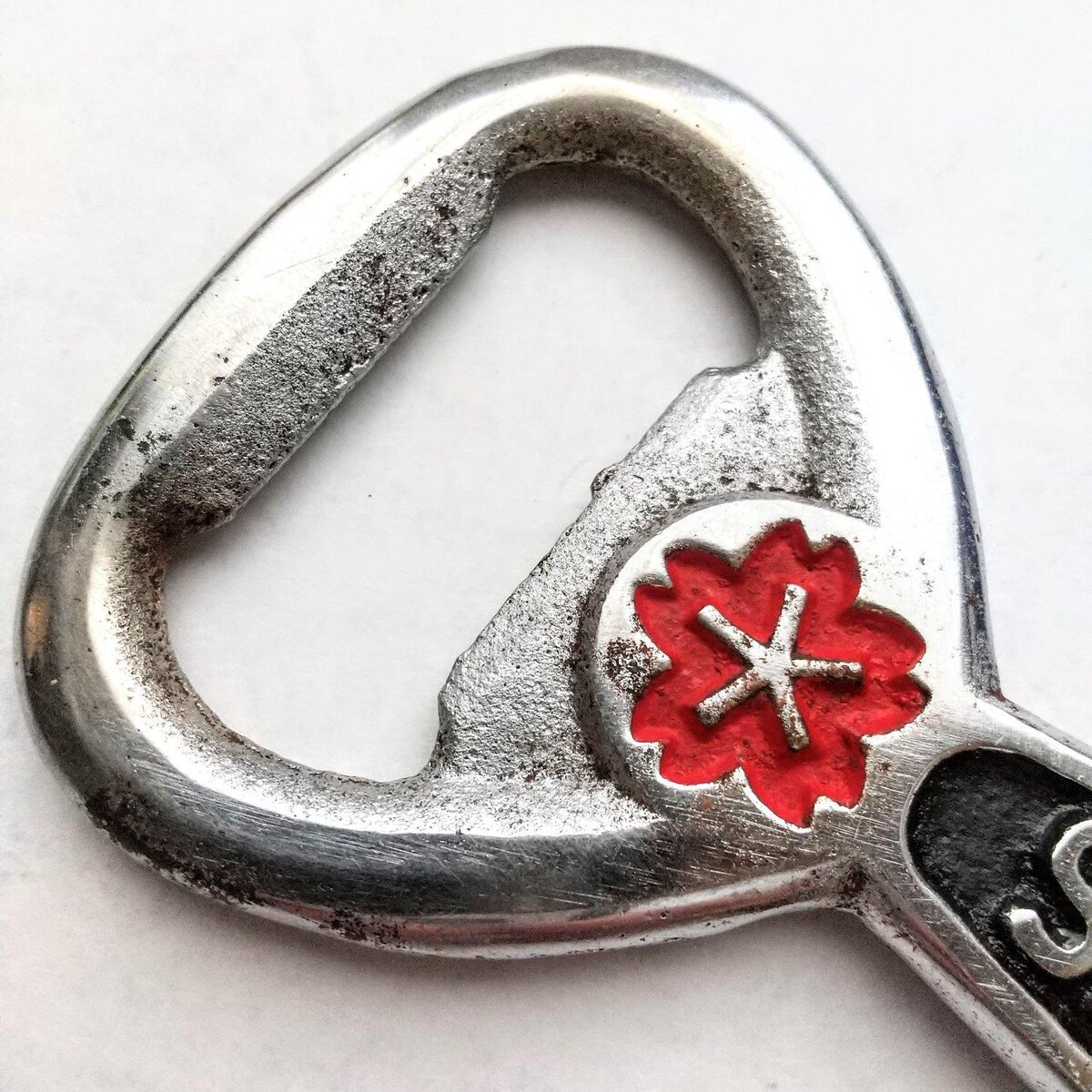 サクラビール 栓抜き SAKURA BEER Botoru Opener 中古品 錆び