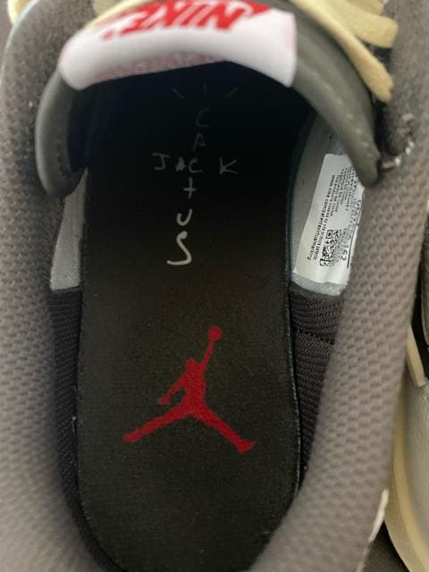 Air Jordan1 Low Travis Scott o[XJ@27.0  W[/X|[c 
