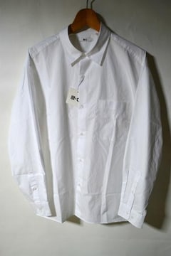 Vi UNIQLO C jNC u[hI[o[TCYVc  zCg L Y n JWA LC gp
