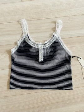 Vi@FOREVER21 {[_[XgCv L~\[ [Xgt