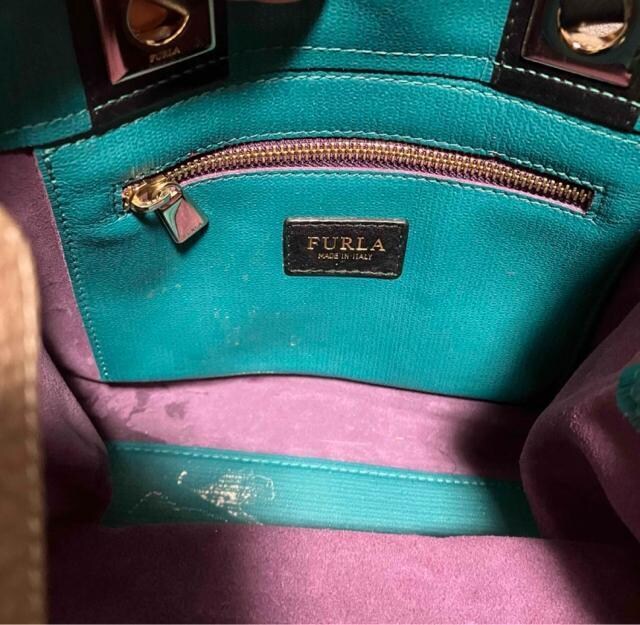 y1~X^[gzyFURLA / tz U[ / nhobO  uh 