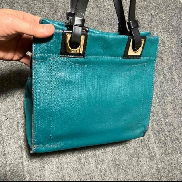 y1~X^[gzyFURLA / tz U[ / nhobO  uh 