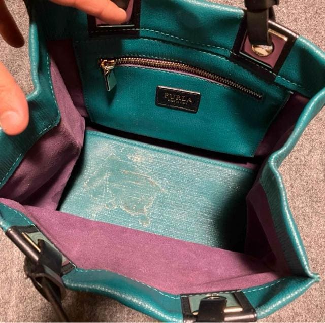 y1~X^[gzyFURLA / tz U[ / nhobO  uh 