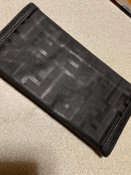 FENDI z