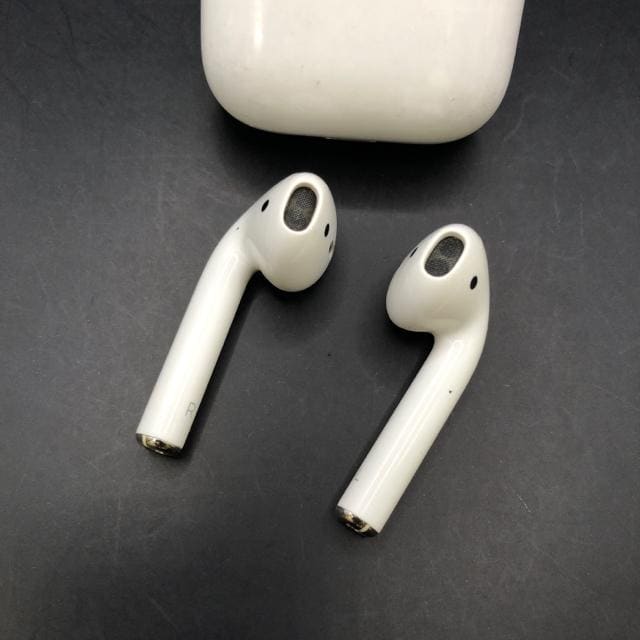  i Apple Abv AirPods GA[|bY 񐢑  Ɠd/AV 