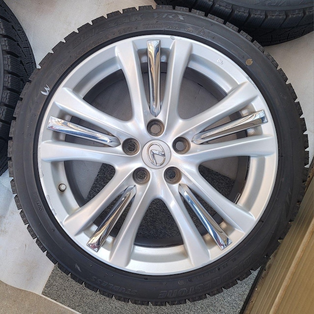 NTX fr STOh O  18C`8j+45 5/114.3X^bhX^Ct4{ZbgBRIDGESTONE  /oCN