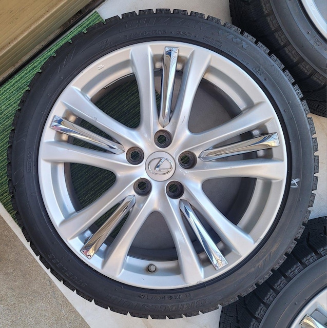 NTX fr STOh O  18C`8j+45 5/114.3X^bhX^Ct4{ZbgBRIDGESTONE  /oCN