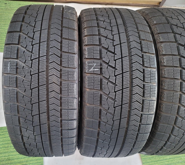 NTX fr STOh O  18C`8j+45 5/114.3X^bhX^Ct4{ZbgBRIDGESTONE  /oCN