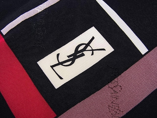 500~X^KǕi Yves Saint LaurentiCET[jVN100XJ[t@ubNx[X  uh 