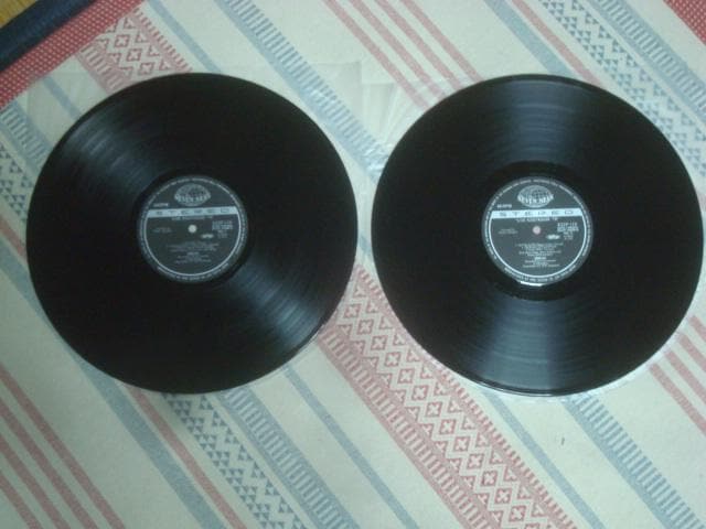 CuELX^fBI@eVXiLIVE KISSTADION 79j / IKiOMEGAj ѕt2LP  CD/DVD/rfI 