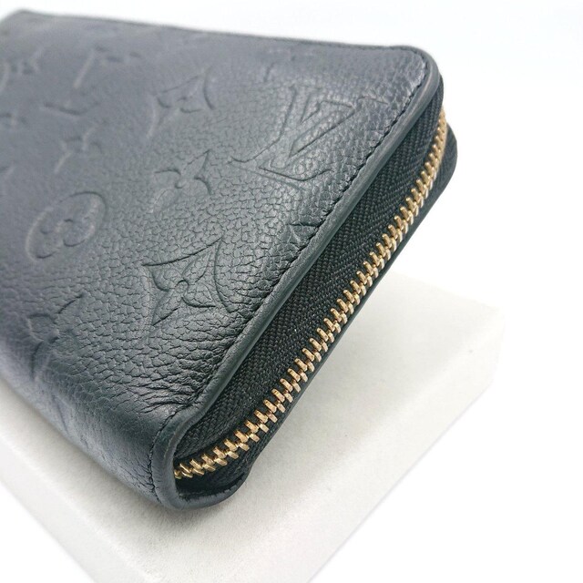 LOUISVUITTON z