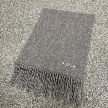  FURLA t }t[ O[
