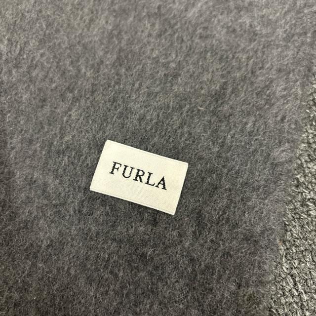  FURLA t }t[ O[  uh 