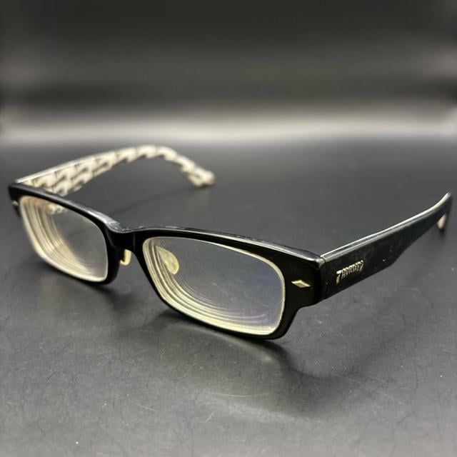  THRASHER XbV[ GLASSART Kl ዾ   uh 
