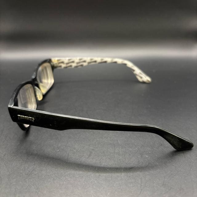  THRASHER XbV[ GLASSART Kl ዾ  uh 