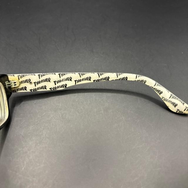  THRASHER XbV[ GLASSART Kl ዾ  uh 