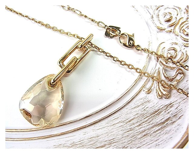 KiSWAROVSKI@XtXL[NX^lbNX
