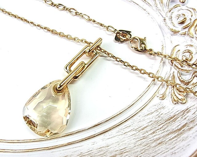 KiSWAROVSKI@XtXL[NX^lbNX