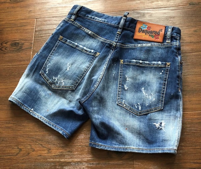 K DSQUARED2 NbVyCgfjV[c  jt@bV 