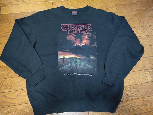 GU XgW[VOX STRANGER THINGS XEFbg ubN M g[i[    t@bV 