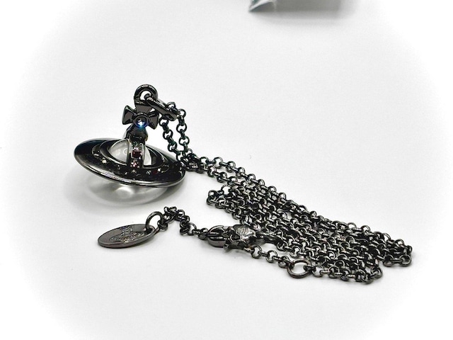 Vivienne Westwood ^Cj[I[ulbNX ubNNA   uh 