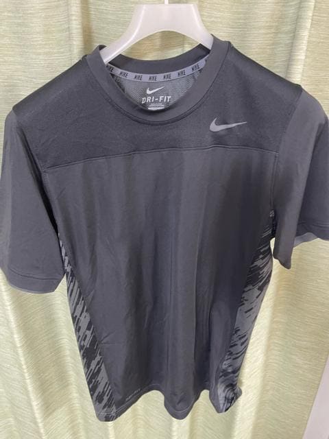 NIKE iCL@YL ubN TVc@DRI-FIT 􉽊w͗l@L  uh 