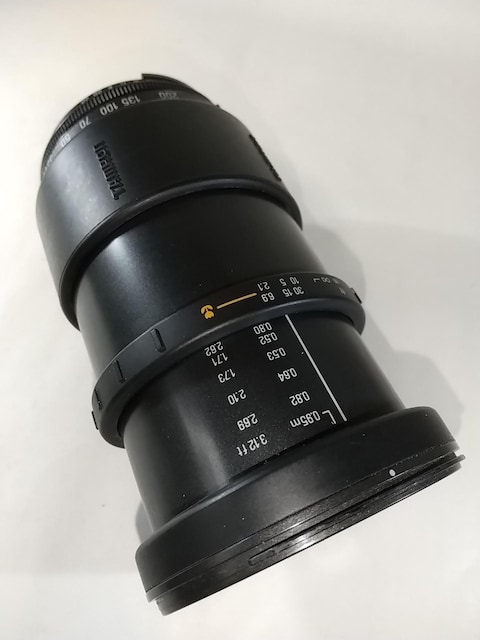 Nikon F-601 + I}P ^ 28-200mm
