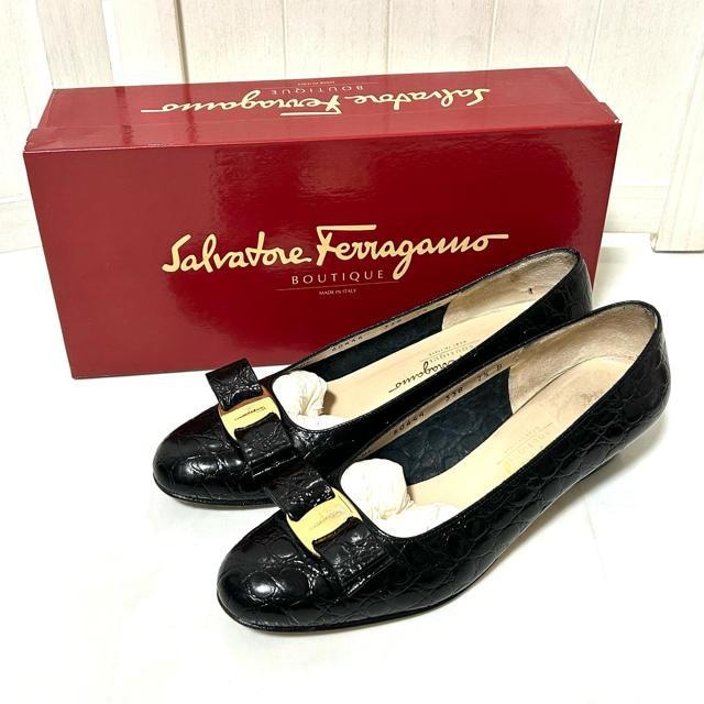 Salvatore Ferragamo tFK pvX NR 7 1/2   uh 