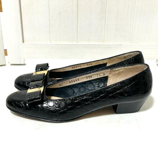 Salvatore Ferragamo tFK pvX NR 7 1/2  uh 