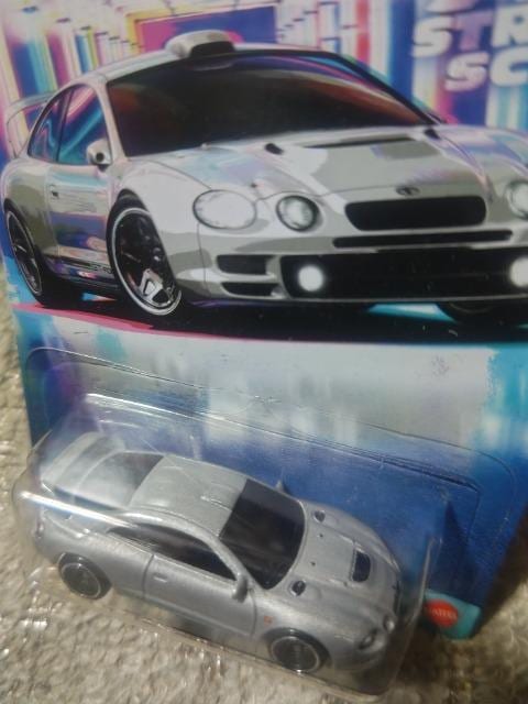 HW '24 USJ[h  g^ ZJ GT-FOUR  J  zr[ 