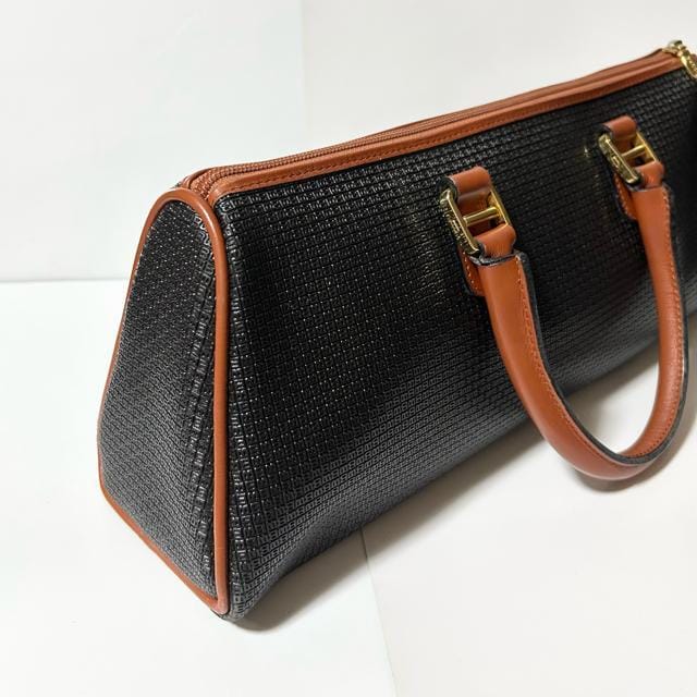 i BALLY o[ nhobO PVC U[  uh 