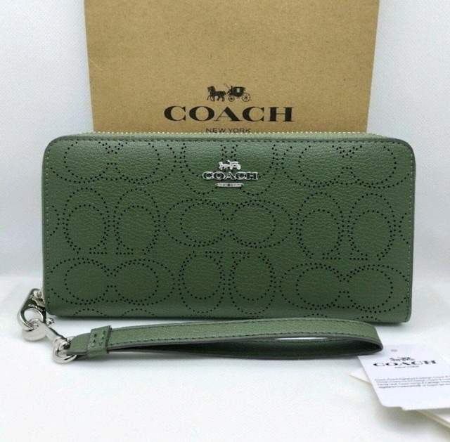 COACH@p`OVOl`[z@O[iFjjp@AEgbg   uh 