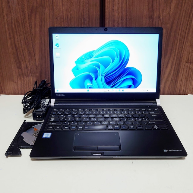 TOSHIBA dynabook Corei7 16GB SSD512GB Office2024 u[C WebJ  PC{/Ӌ@ 