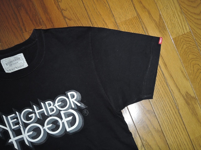 NEIGHBORHOOD lCo[tbh TVc S  S LOGO TEE Jbg\[ TVc  uh 