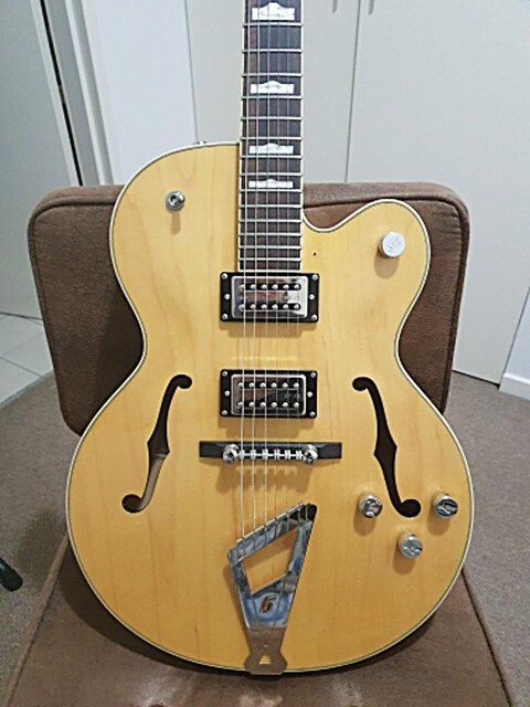 Gretsch^Cv@Xy[XRg[E[[ubW@N[  zr[ 