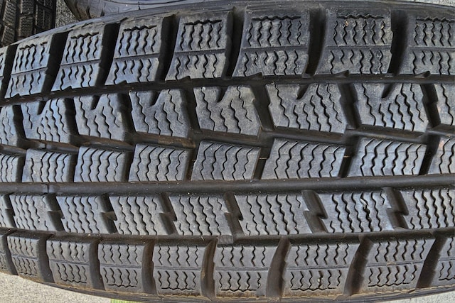 StrategyA~zC[ 13C` 5J +35 4H 100 DUNLOP WINTER MAXX WM01 155/  /oCN