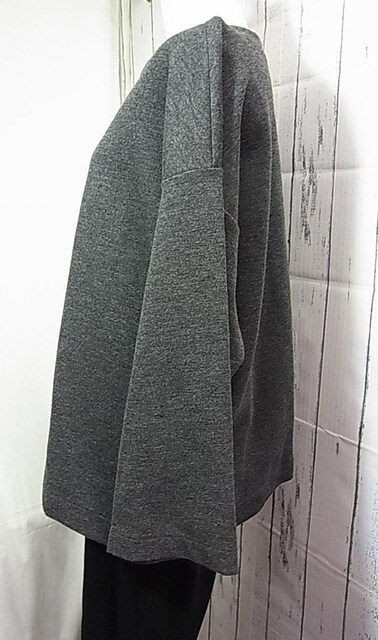 500~X^KiUNIQLO@jN@vI[o[i7jO[@XL