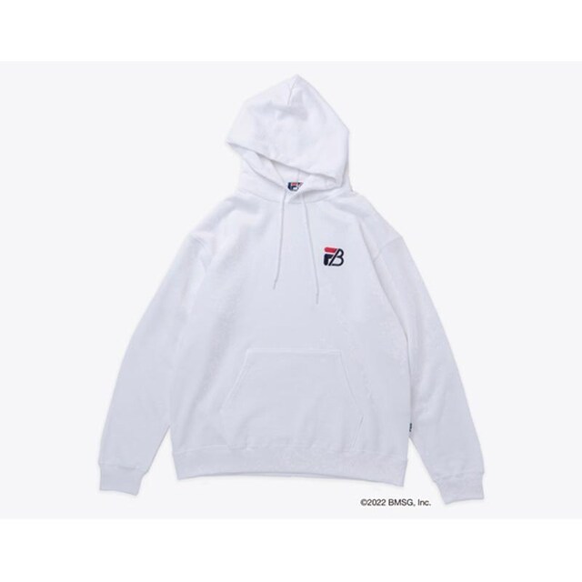 Vi FILA x BE:FIRST vI[o[ XEFbg p[J[ M EMBROIDERY PULLOVER HOODY   uh 