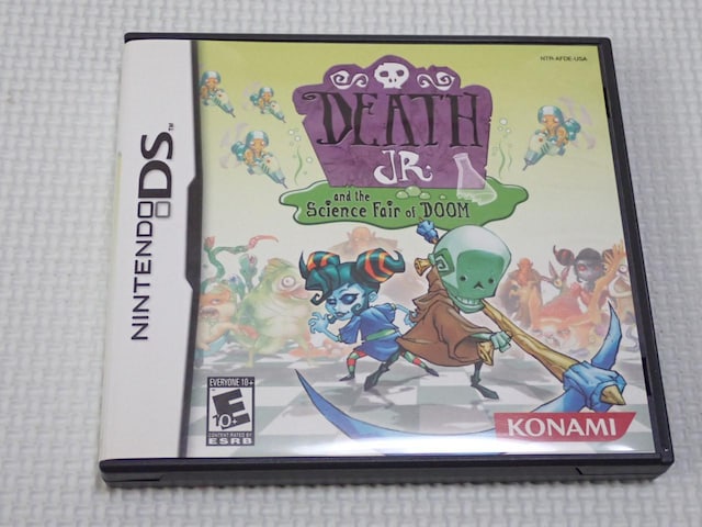DSDEATH JR. and the Science Fair of DOOM CO kĔ   Q[{/\tg 