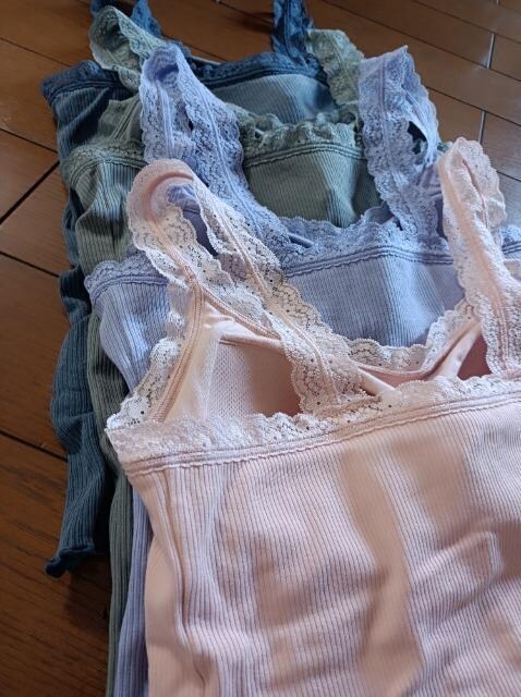 @.UNIQLO.[XtufރJbvtL~\[uL~.FjN
