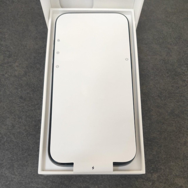z  8/14wi iPhone 15 128GB ubN SIMt[ Z Vigp  Ɠd/AV 