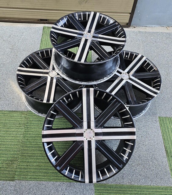 M'Z SPEED J-SaviorA~zC[19C` 8J+38 PCD113/114.3-5nu73 zC[̂  /oCN