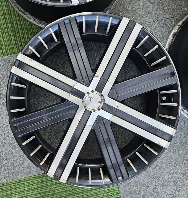 M'Z SPEED J-SaviorA~zC[19C` 8J+38 PCD113/114.3-5nu73 zC[̂  /oCN