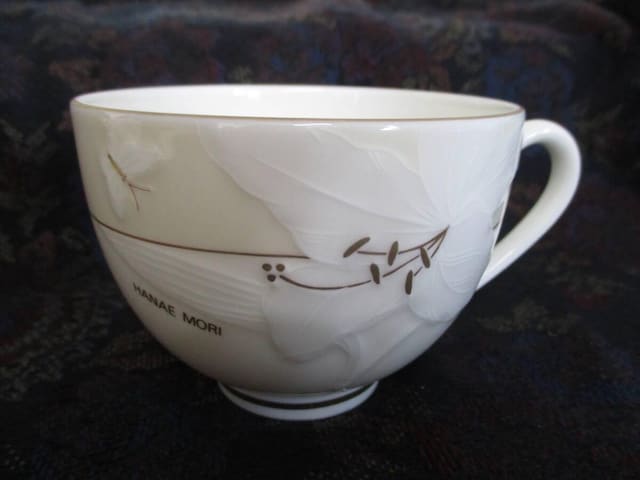 HANAE MORI yAR[q[Zbg