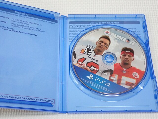 PS4MADDEN NFL 22 CO kĔŁtE\tgtmF  Q[{/\tg 