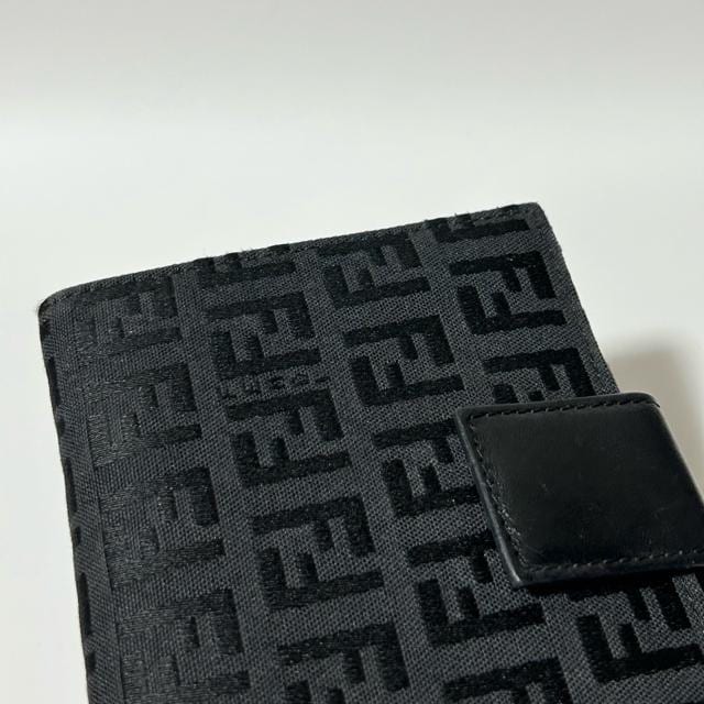 i FENDI tFfB YbJ YbL[m LoX U[ ܂ z ubN YfB[X  uh 