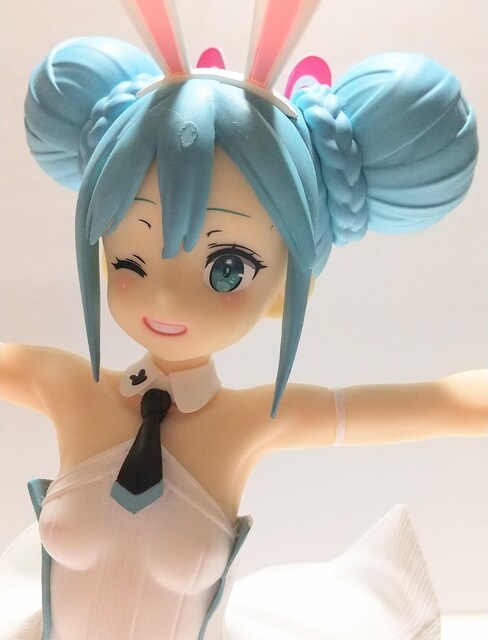 t[ ~N BiCute Bunnies Figure WHITEveryȂz  Aj/R~bN/LN^[ 