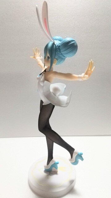 t[ ~N BiCute Bunnies Figure WHITEveryȂz  Aj/R~bN/LN^[ 